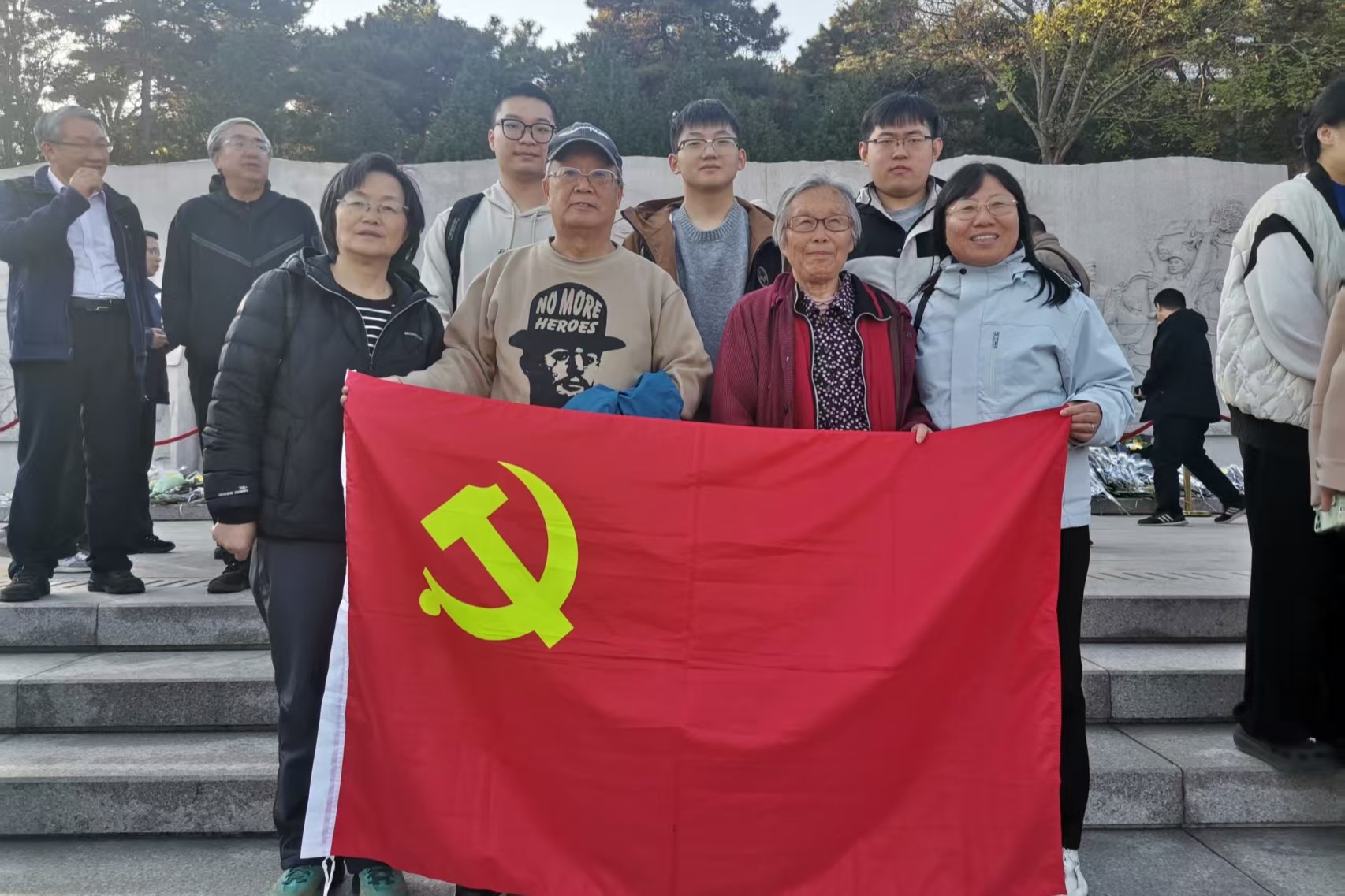 图3.jpg